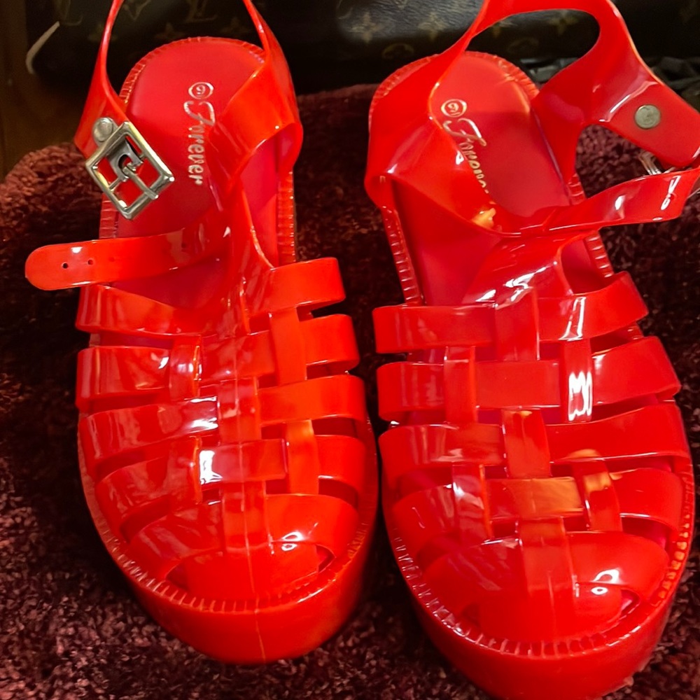 Jelly platforms